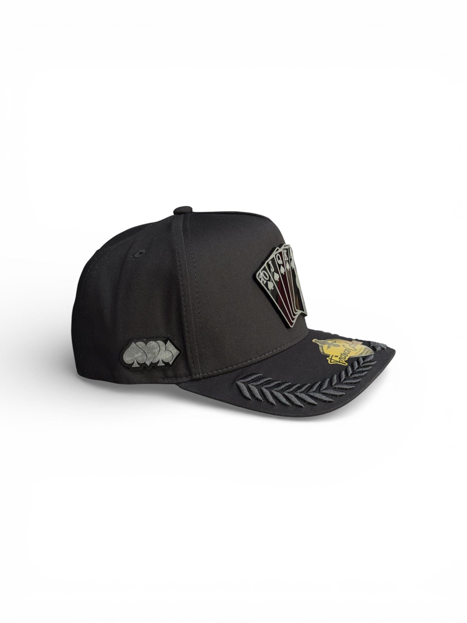 Gorra girnaldas baraja placa negra